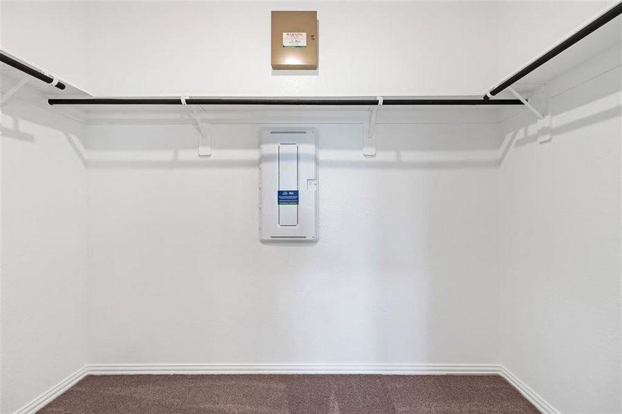 Image 22 of a home in Sunterra.