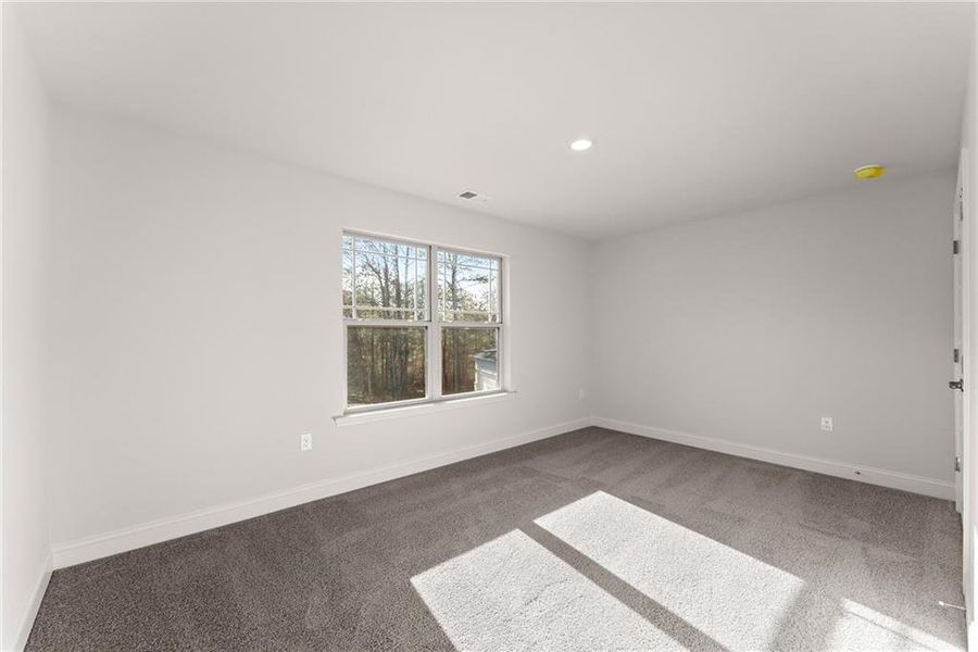 Spacious, unfurnished interior of a new home in Magnolia Villas, Cornelia (Image 22).