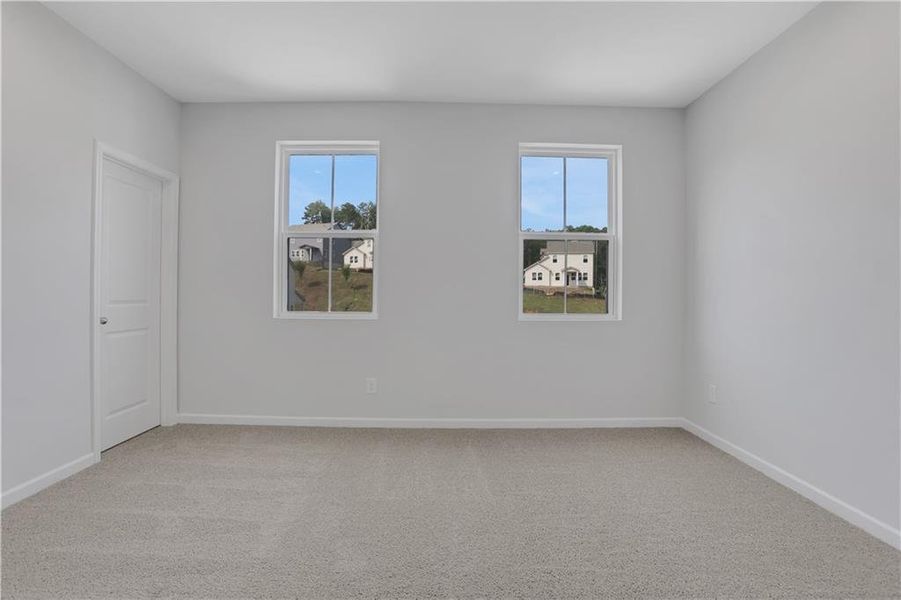 Spacious, unfurnished interior of a new home in Cambridge at Steels Bridge, Canton (Image 20).