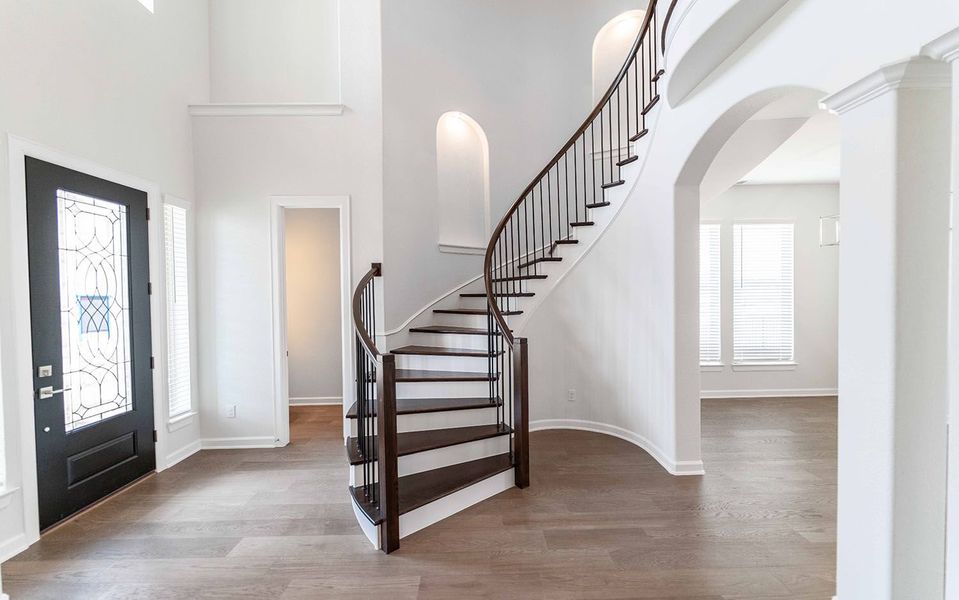 Spacious, unfurnished interior of a new home in Heath Golf & Yacht Club, Heath (Image 16). Spacious, unfurnished interior of a new home in Heath Golf & Yacht Club, Heath (Image 16).