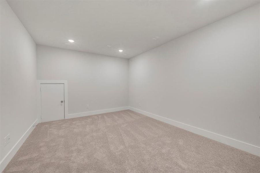 Spacious, unfurnished interior of a new home in Lilyana, Celina (Image 28). Spacious, unfurnished interior of a new home in Lilyana, Celina (Image 28).