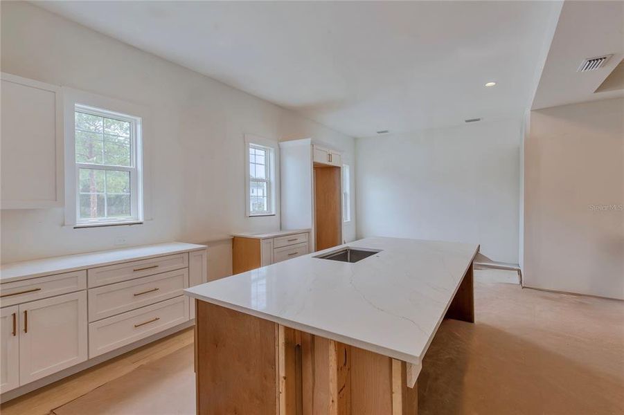 Spacious, unfurnished interior of a new home in , Tampa (Image 40). Spacious, unfurnished interior of a new home in , Tampa (Image 40).