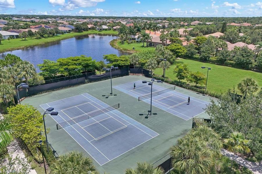 Community amenities in , Naples (Image 36). Community amenities in , Naples (Image 36).