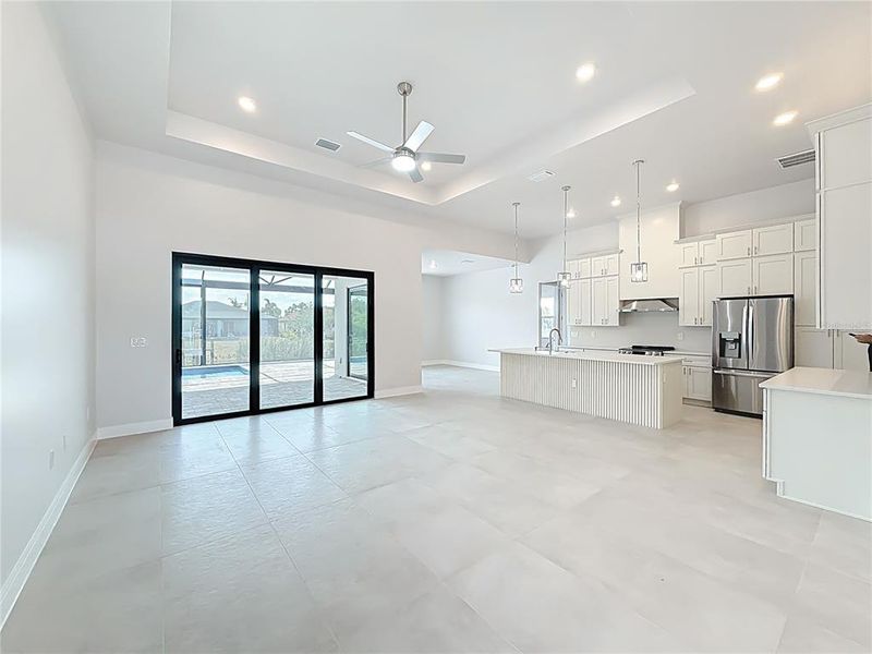 Spacious, unfurnished interior of a new home in , Port Charlotte (Image 52).