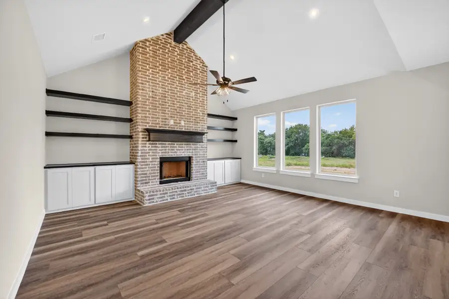 Representative unfurnished interior of a home built from the Garrison III by Cheldan Homes in Arbor Oaks, Boyd (Image 38).