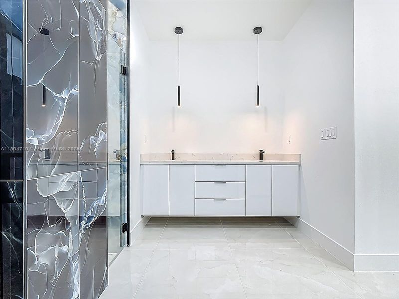 Furnished interior view inside a new home in , Cape Coral (Image 3). Furnished interior view inside a new home in , Cape Coral (Image 3).