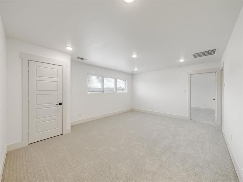 Spacious, unfurnished interior of a new home in , Sherman (Image 18). Spacious, unfurnished interior of a new home in , Sherman (Image 18).