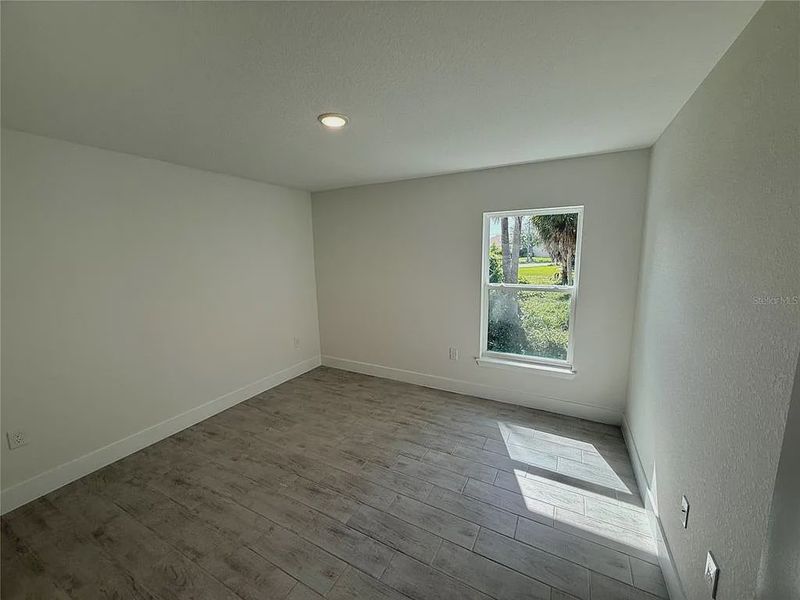 Spacious, unfurnished interior of a new home in Rotonda, Rotonda West (Image 16).