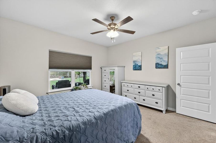 Furnished interior view inside a new home in , Cleburne (Image 28).
