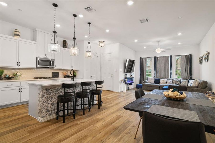 Furnished interior view inside a new home in , Sachse (Image 7).