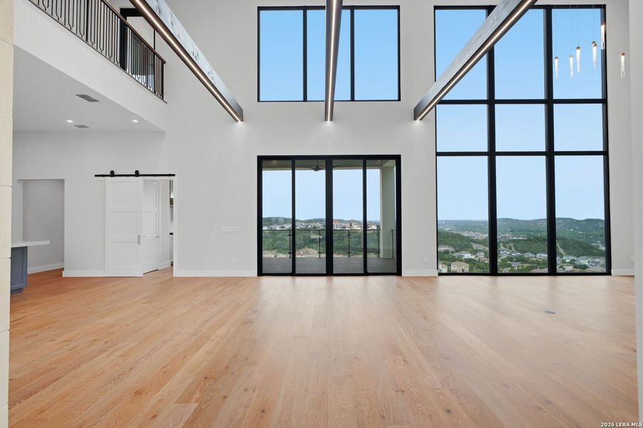 Spacious, unfurnished interior of a new home in , San Antonio (Image 27). Spacious, unfurnished interior of a new home in , San Antonio (Image 27).