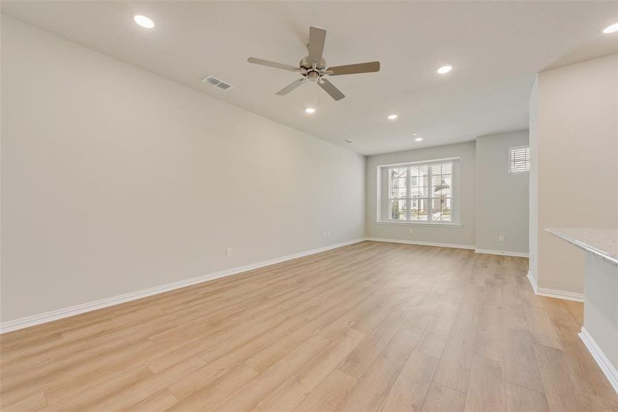 Spacious, unfurnished interior of a new home in Bel Air Village Townhomes, Sherman (Image 13).