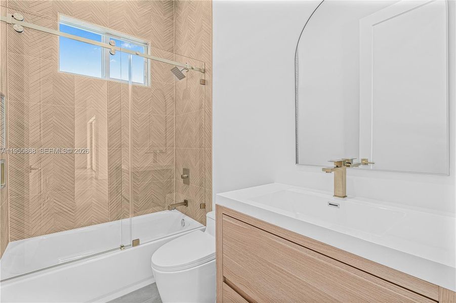 Furnished interior view inside a new home in , Cape Coral (Image 11). Furnished interior view inside a new home in , Cape Coral (Image 11).