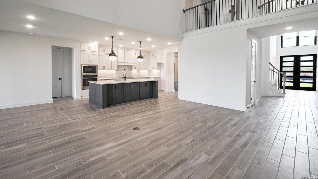 Spacious, unfurnished interior of a new home in Johnson Ranch, Bulverde (Image 18). Spacious, unfurnished interior of a new home in Johnson Ranch, Bulverde (Image 18).