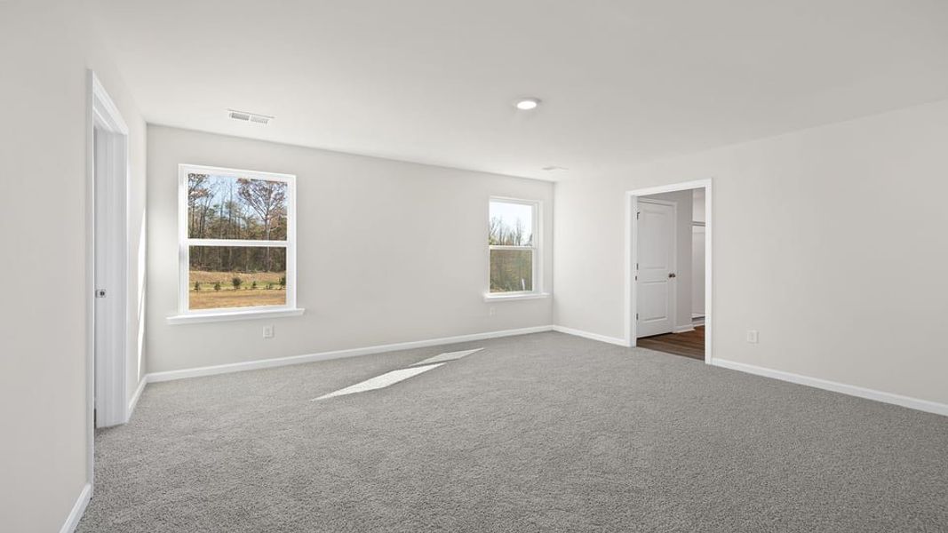 Spacious, unfurnished interior of a new home in Durbin Meadows, Fountain Inn (Image 27).