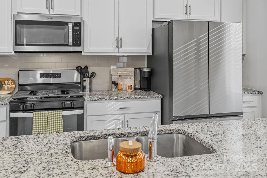 Close-up of interior finishes inside a home in Calvin Creek, Troutman (Image 18).