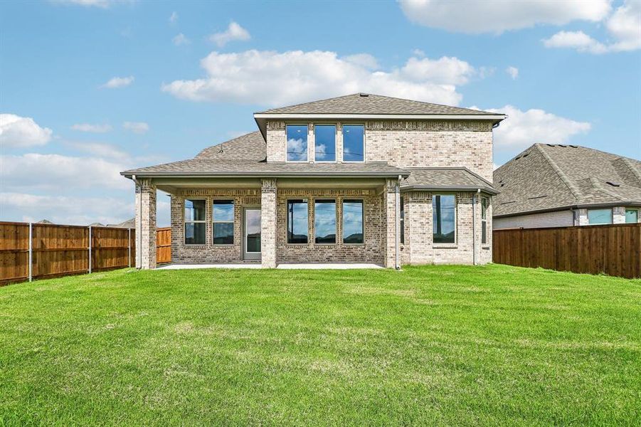 Exterior details and patio area of a home in Lilyana, Celina (Image 3).