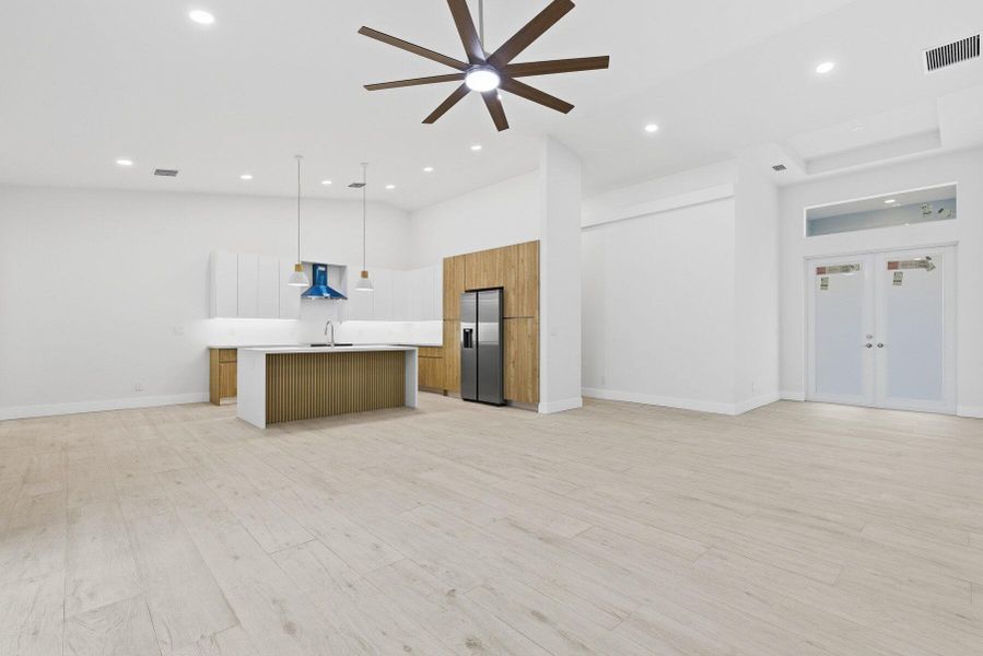 Spacious, unfurnished interior of a new home in , Lake Worth (Image 11). Spacious, unfurnished interior of a new home in , Lake Worth (Image 11).