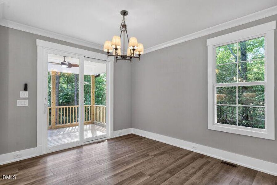 021-680x453-dining-room