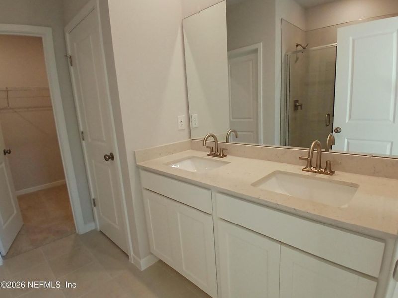 Image 13 of a home in Seminole Palms.