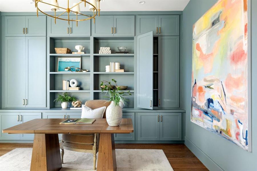 Furnished interior view inside a new home in , Dallas (Image 16). Furnished interior view inside a new home in , Dallas (Image 16).