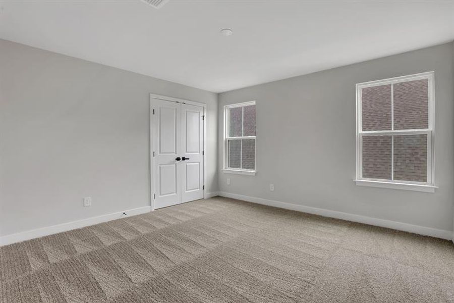 Spacious, unfurnished interior of a new home in Crystal Falls, Dawsonville (Image 41).