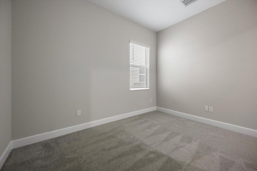 Spacious, unfurnished interior of a new home in , Westlake (Image 19).