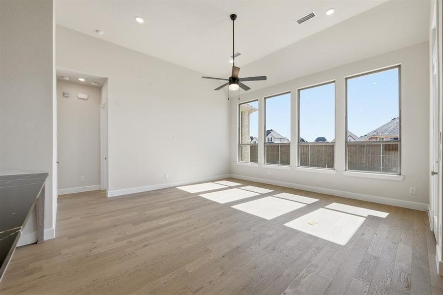 Spacious, unfurnished interior of a new home in Sandbrock Ranch: 60ft. lots, Aubrey (Image 30).