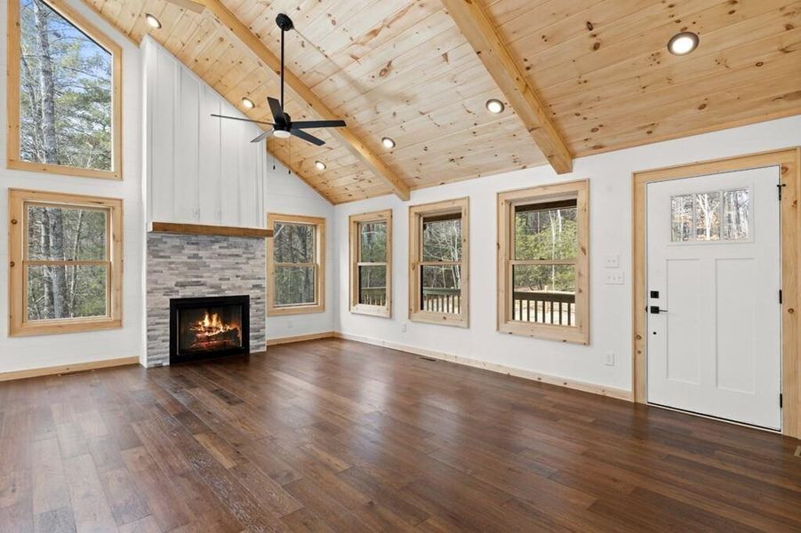 Spacious, unfurnished interior of a new home in , Morganton (Image 11).