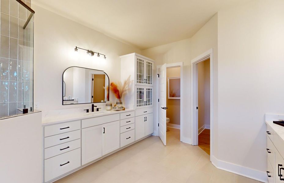 Riverton Owner's Bath Riverton Owner's Bath