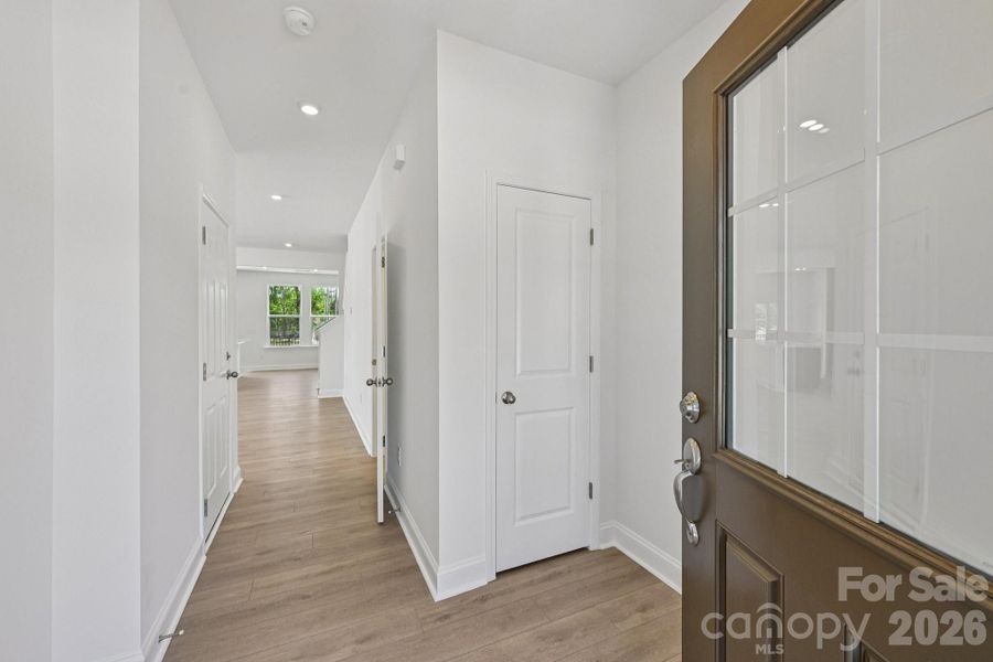 Foyer Foyer