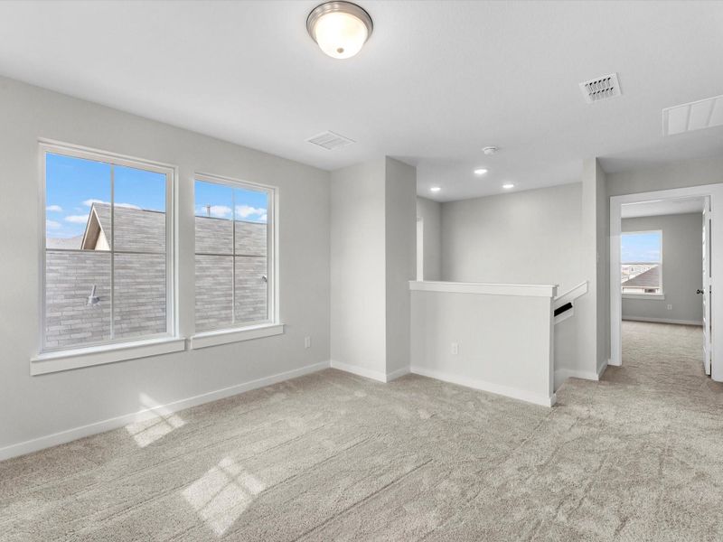 Spacious, unfurnished interior of a new home in Mason Woods, Cypress (Image 14).