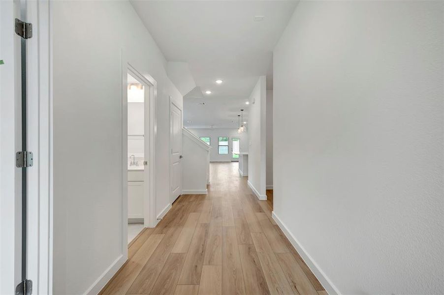 Spacious, unfurnished interior of a new home in Aspire at Reunion, Newark (Image 23).