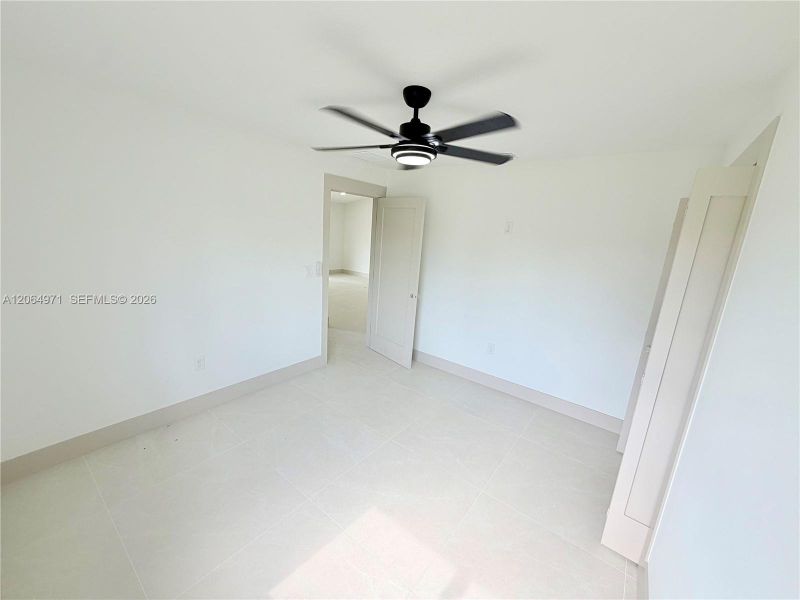 Spacious, unfurnished interior of a new home in , Lehigh Acres (Image 52).
