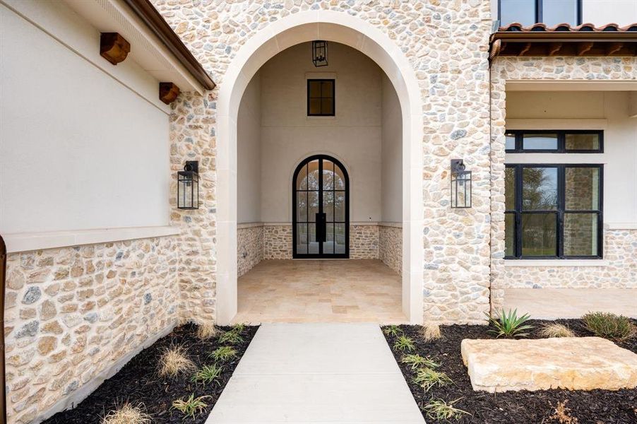 Exterior details and patio area of a home in Fleming Pointe, Fort Worth (Image 3). Exterior details and patio area of a home in Fleming Pointe, Fort Worth (Image 3).