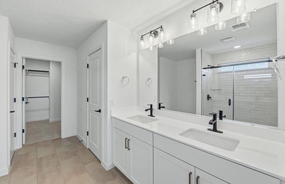 Furnished interior view inside a new home in Santa Rita Ranch, Liberty Hill (Image 7).