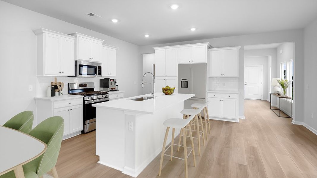 1558 Carlyle Kitchen 2of2 F1 Base3