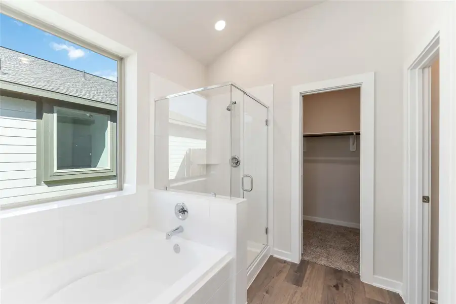 Furnished interior view inside a new home in Magnolia Springs, Montgomery (Image 4).