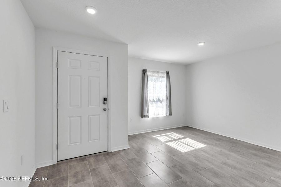 Spacious, unfurnished interior of a new home in Palm Coast, Palm Coast (Image 27).