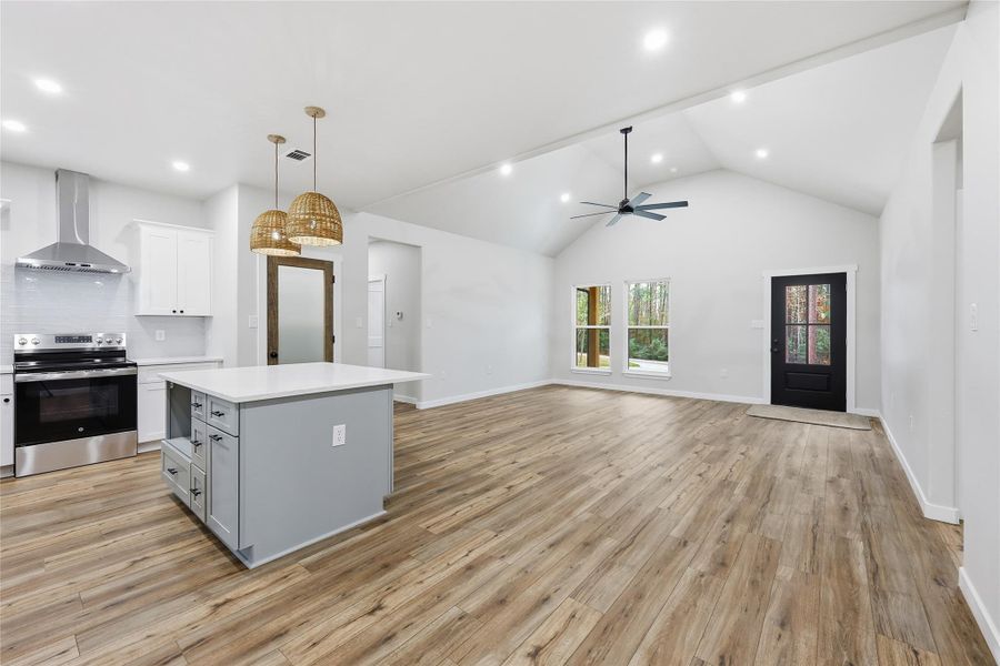 Image 34 of a home in .