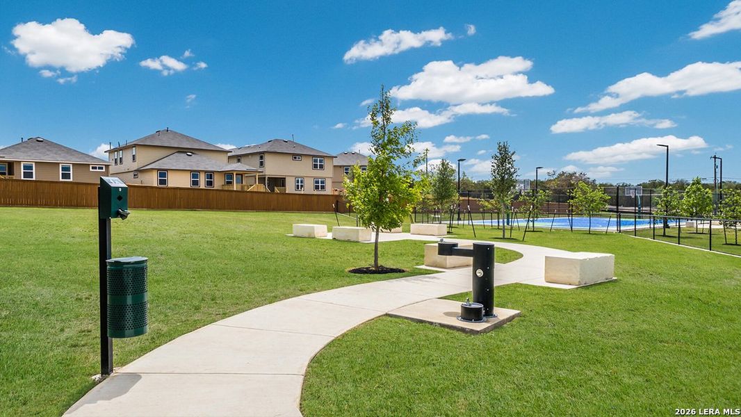Community amenities in Langdon, San Antonio (Image 26).