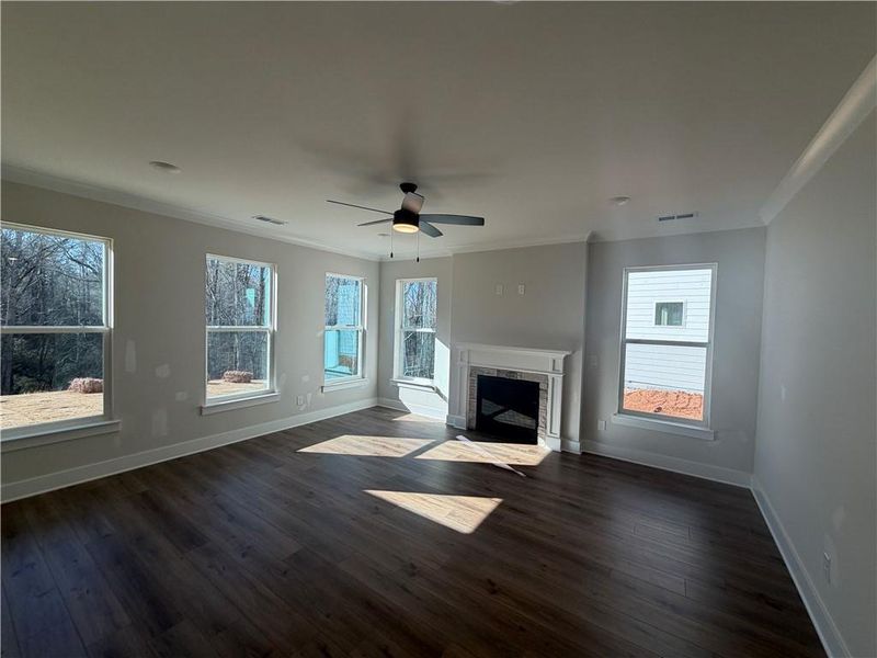 Spacious, unfurnished interior of a new home in Villas at Dawsonville, Dawsonville (Image 6).