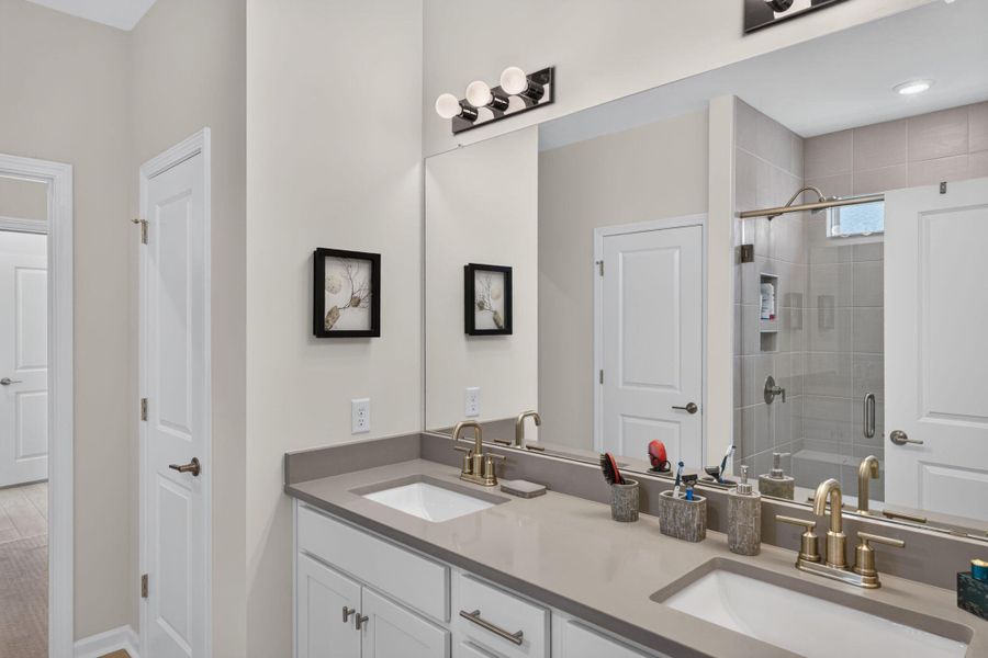 Furnished interior view inside a new home in , Ridgeville (Image 7).