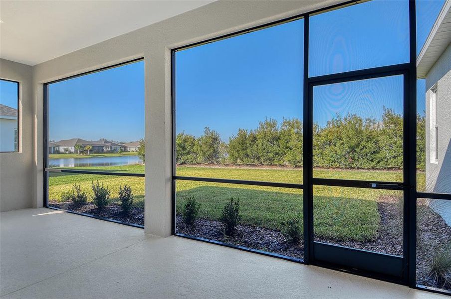 Exterior details and patio area of a home in Canoe Creek, Parrish (Image 21).