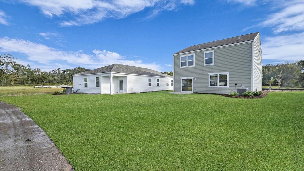 Exterior details and patio area of a home in The Oaks at Center Station, Hollywood (Image 21).