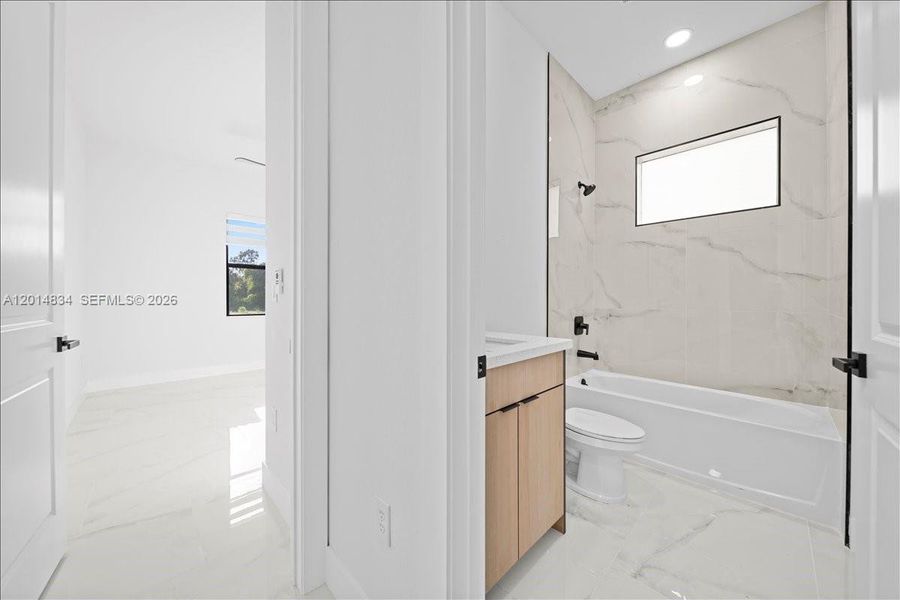 Furnished interior view inside a new home in , Lehigh Acres (Image 15).