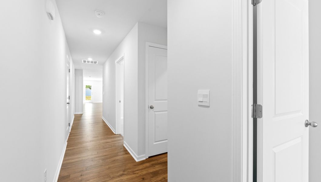 Spacious, unfurnished interior of a new home in Harper Ridge, Roebuck (Image 14).