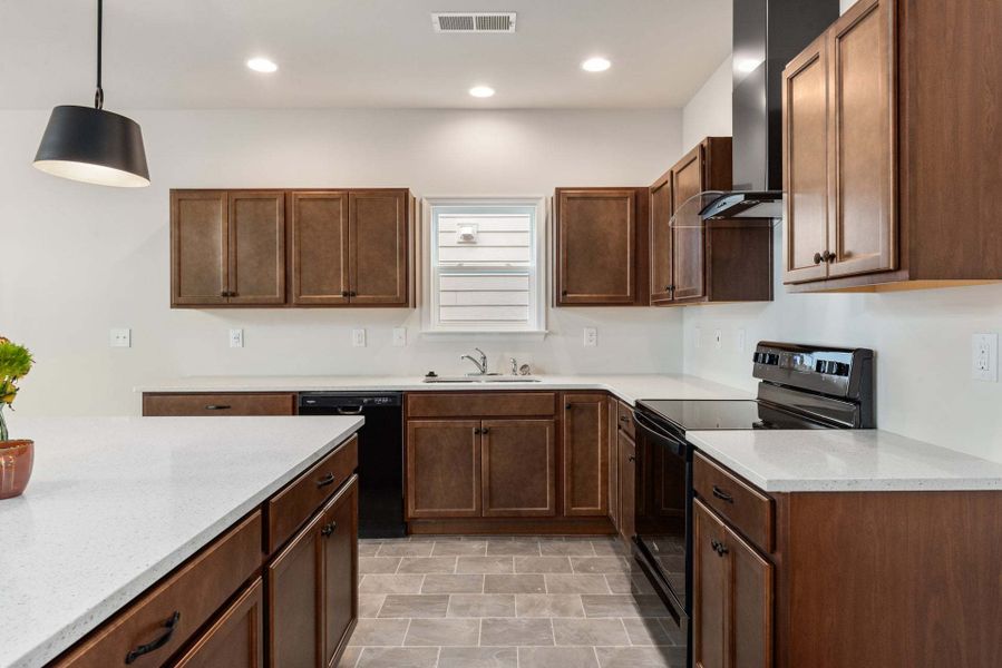 Standard Kitchen w/Upgrades