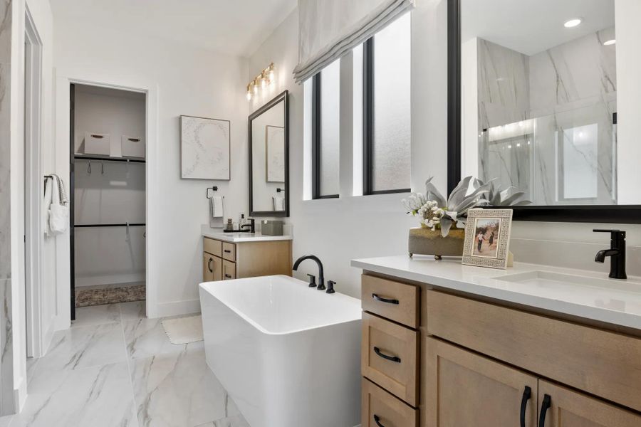 The Gaven Primary Bathroom