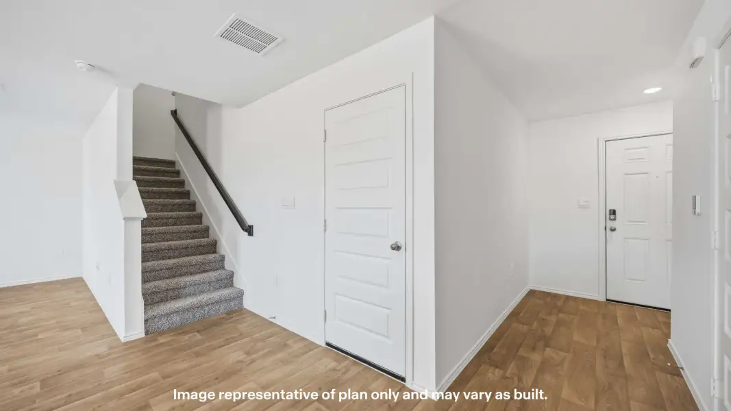 Representative unfurnished interior of a home built from the The Dama by D.R. Horton in Pari Estates, Lubbock (Image 16). Representative unfurnished interior of a home built from the The Dama by D.R. Horton in Pari Estates, Lubbock (Image 16).